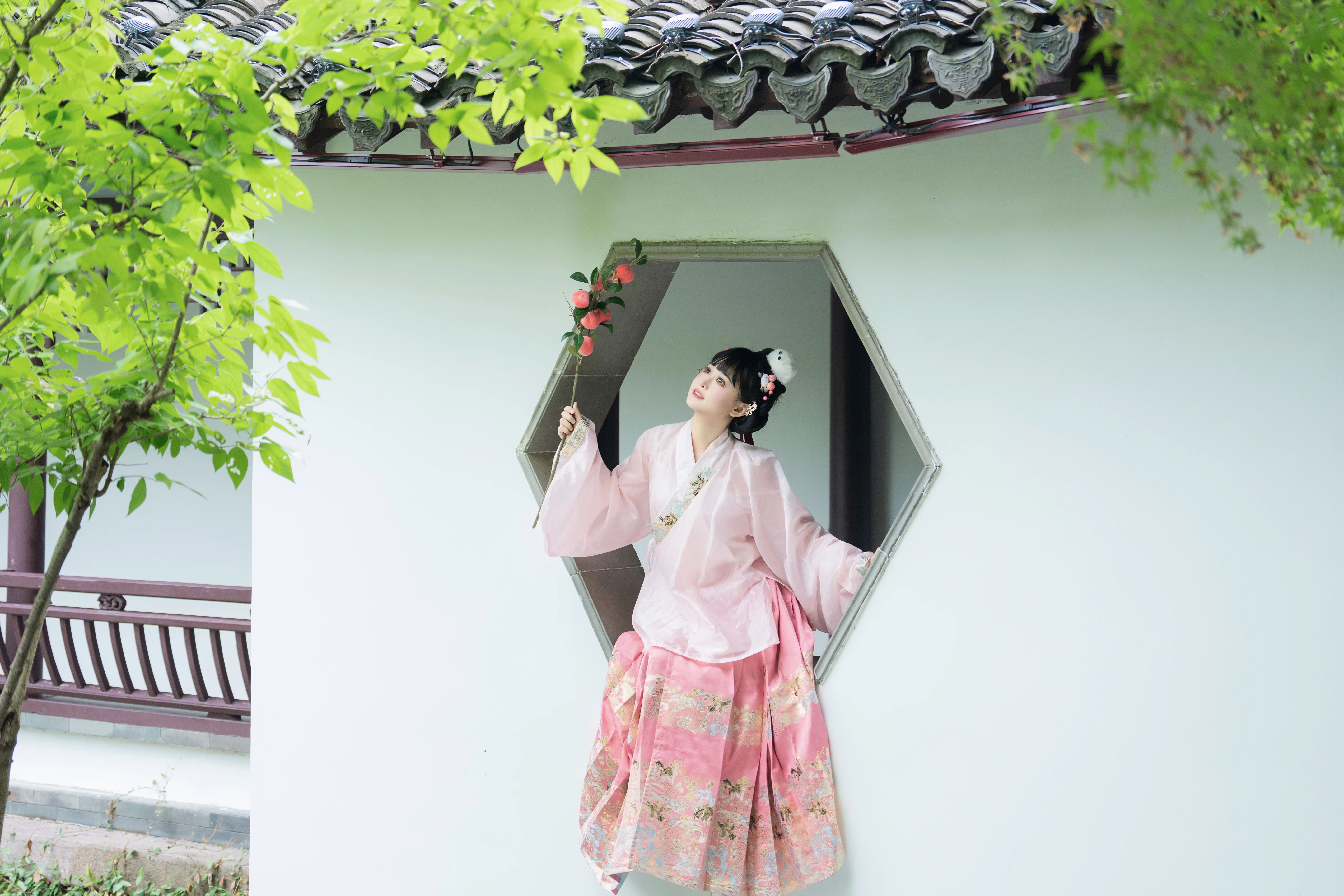 ��ɫ�ÿɰ� ��һֻ����