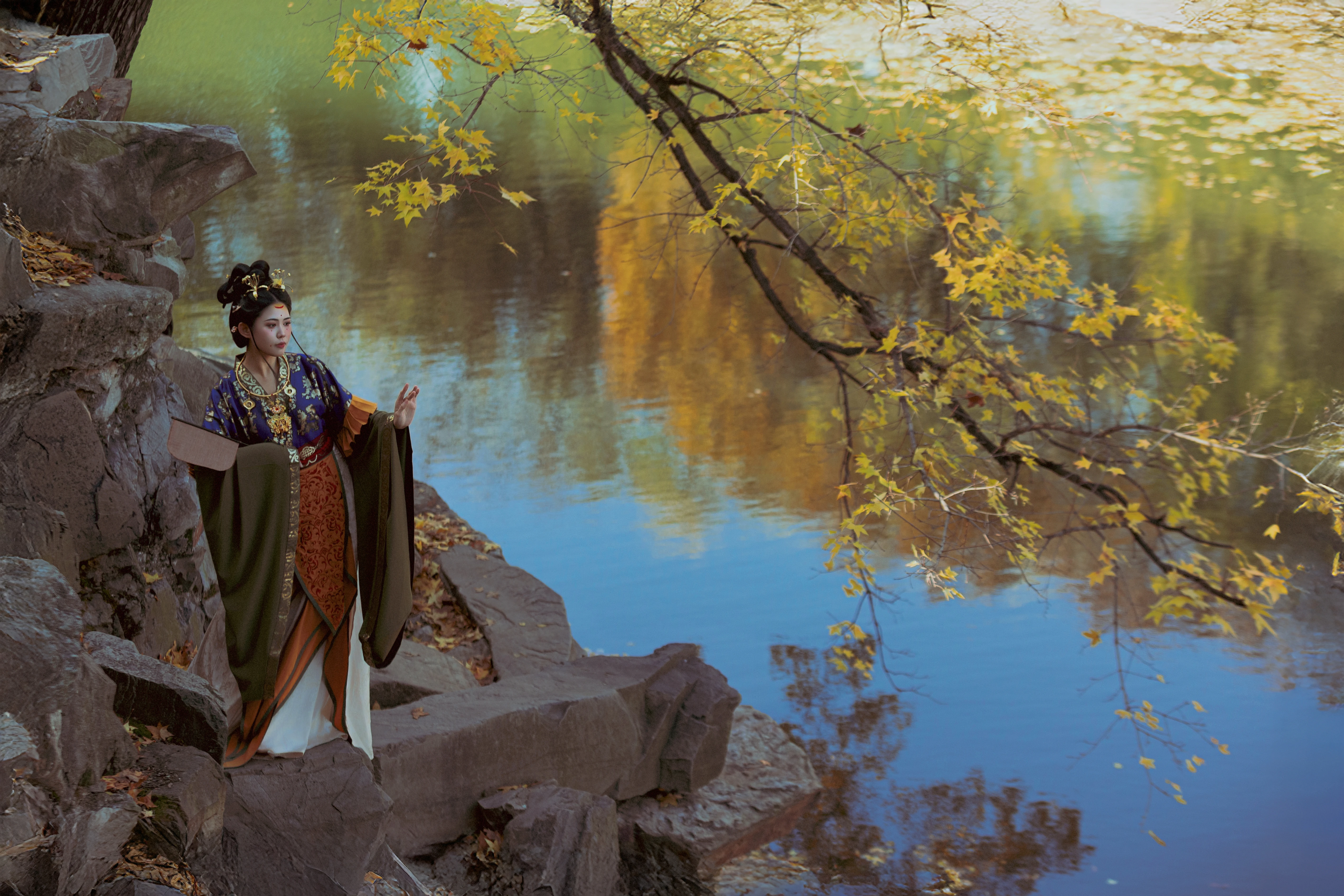 ���κ�� ��������