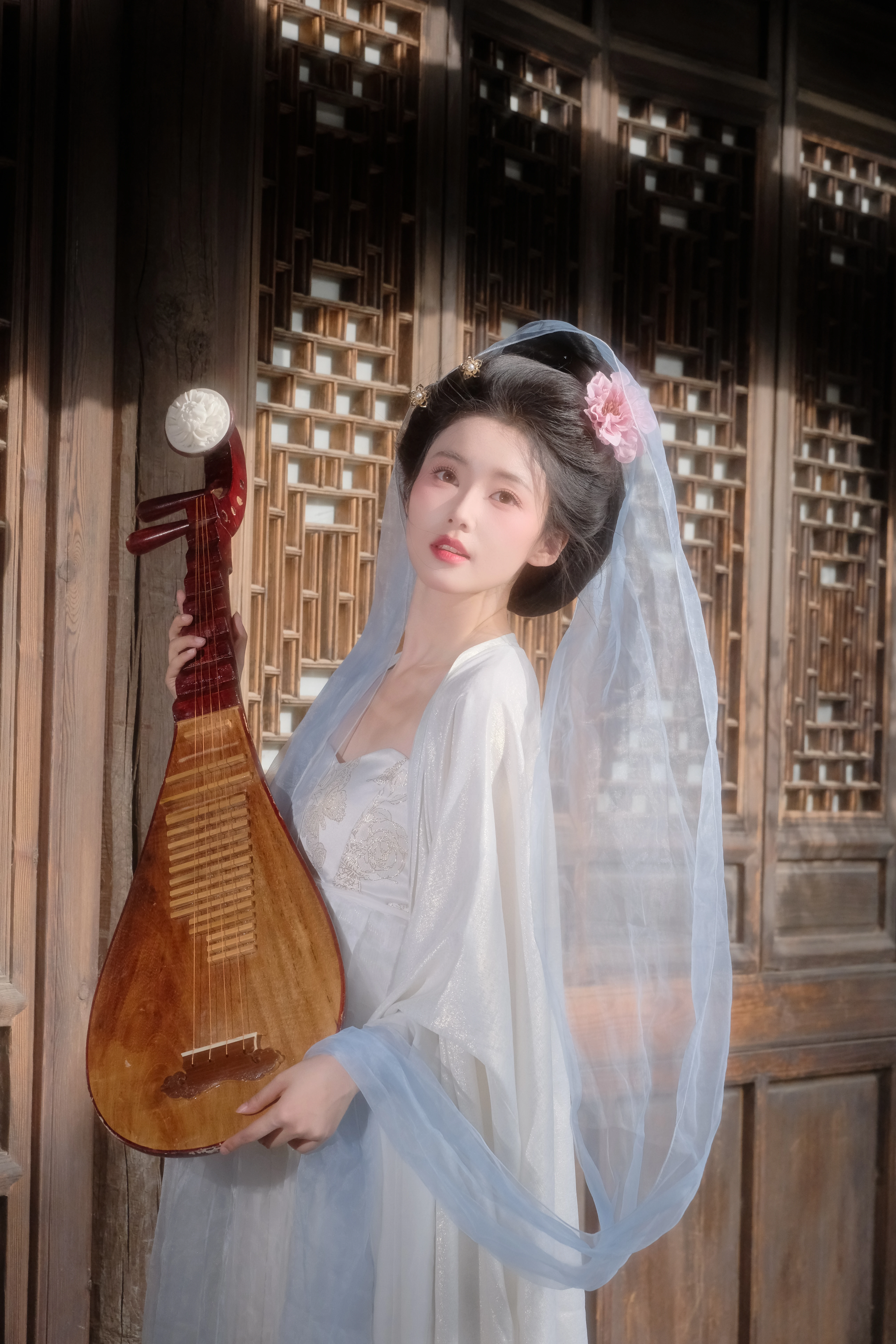 ������������Ӧ������һ�˳е� ����