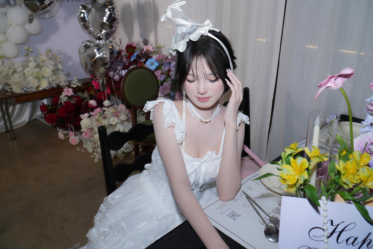 �ഺ������