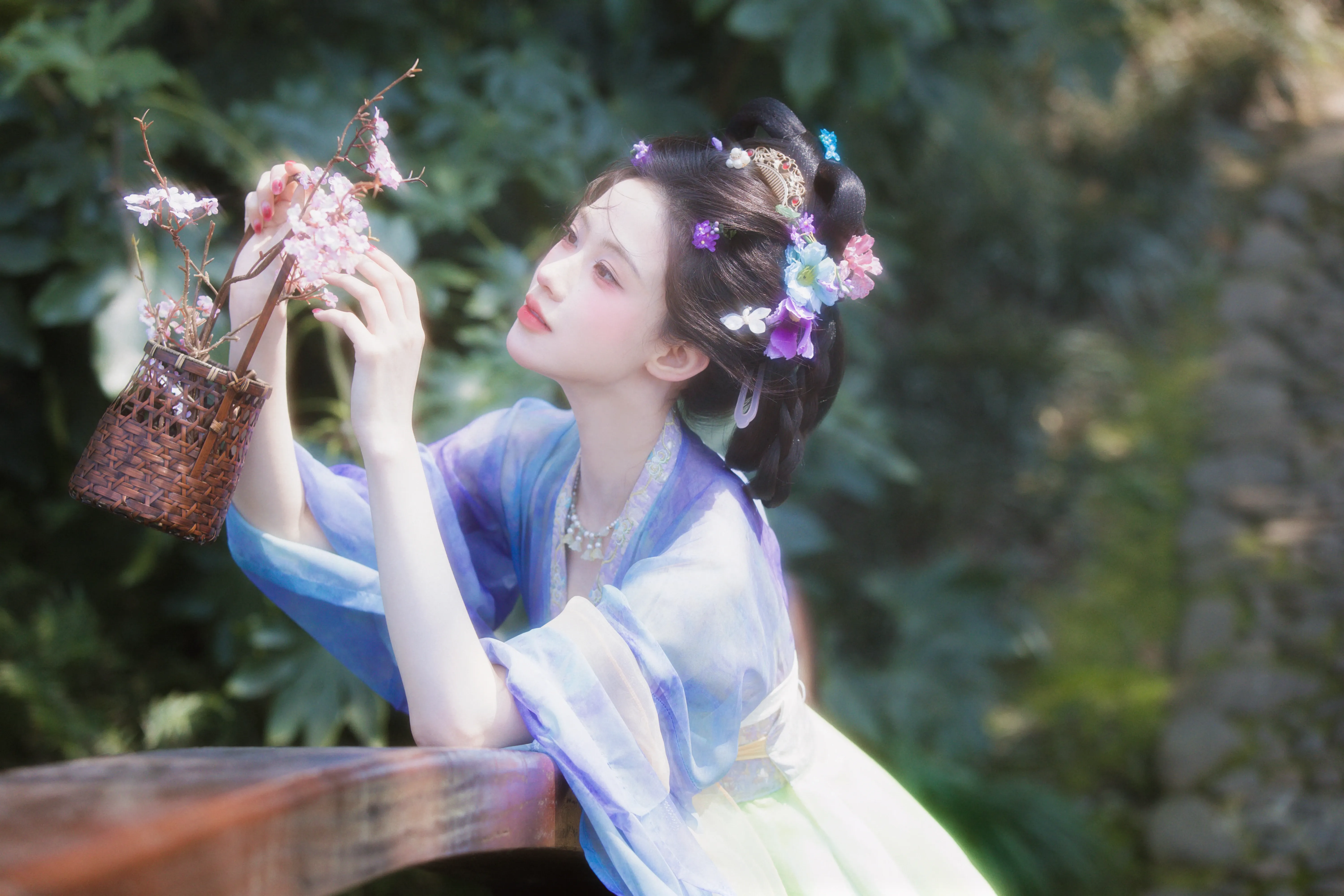 ��ӳ�ǹ⣬�������� ������Niki