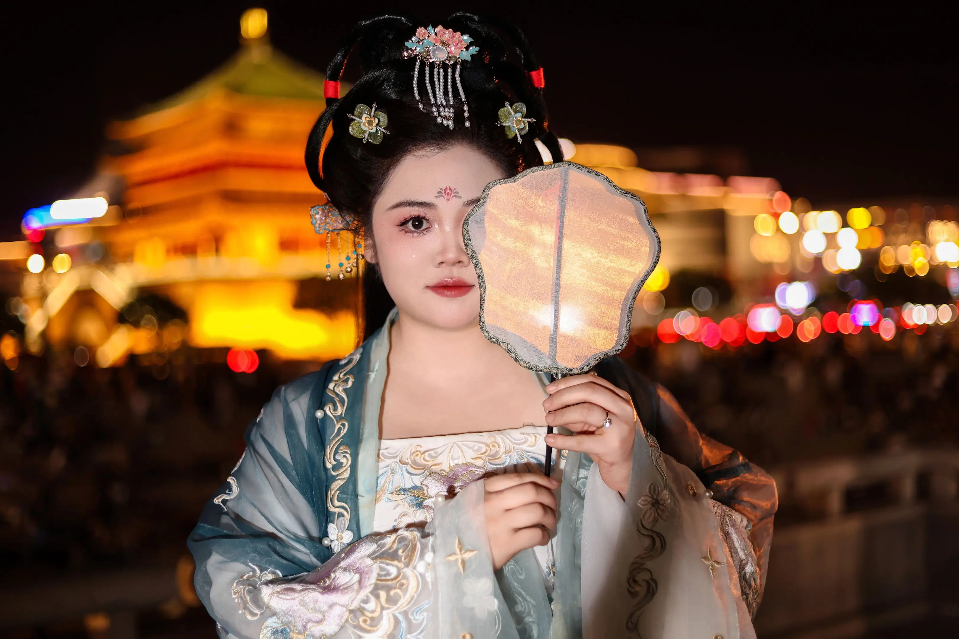 春天与汉服有多适配 咱也来一次穿越