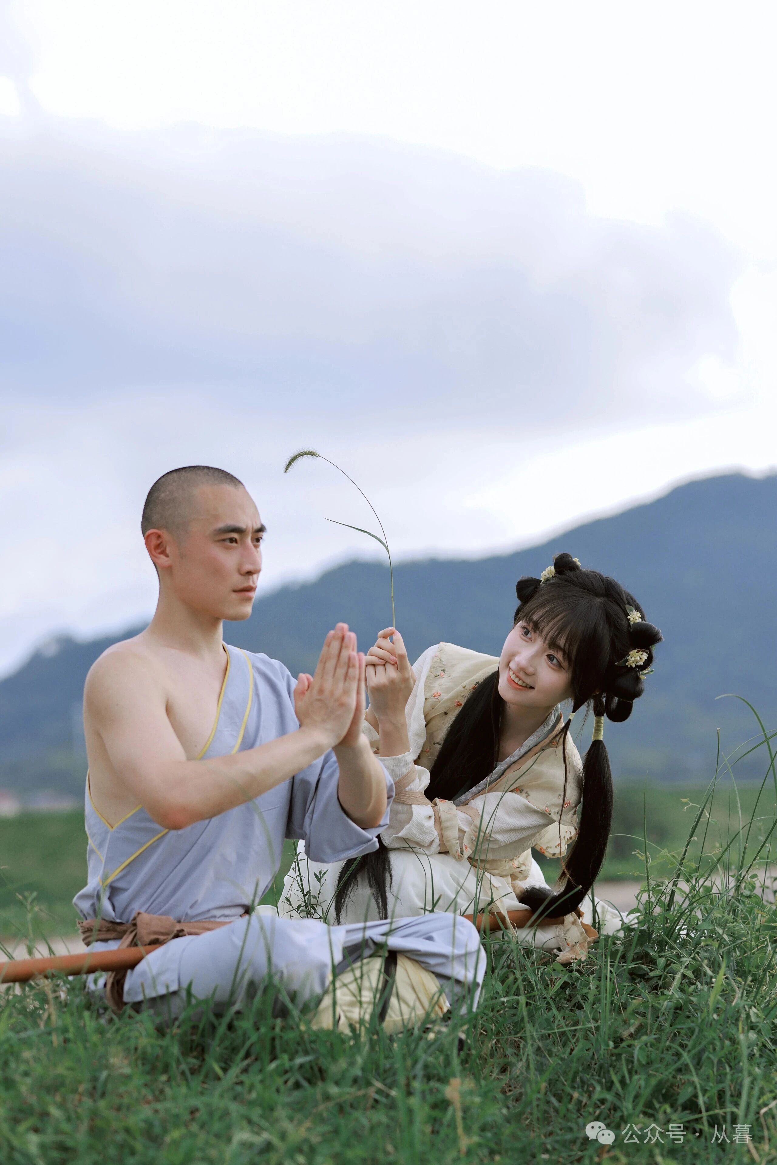 还有人记得电影少林寺里的牧羊女和小和尚吗