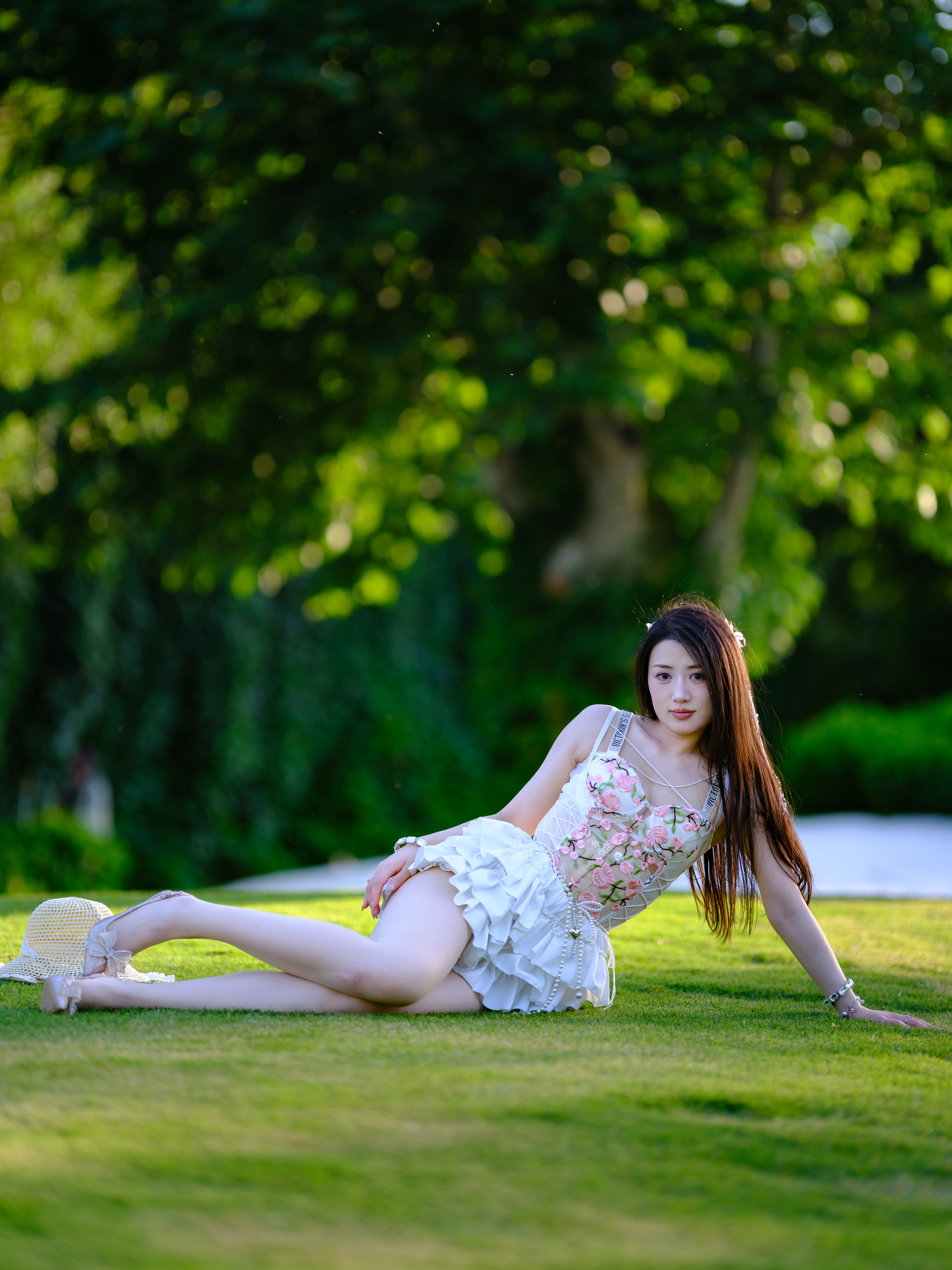 绿荫有粉妆