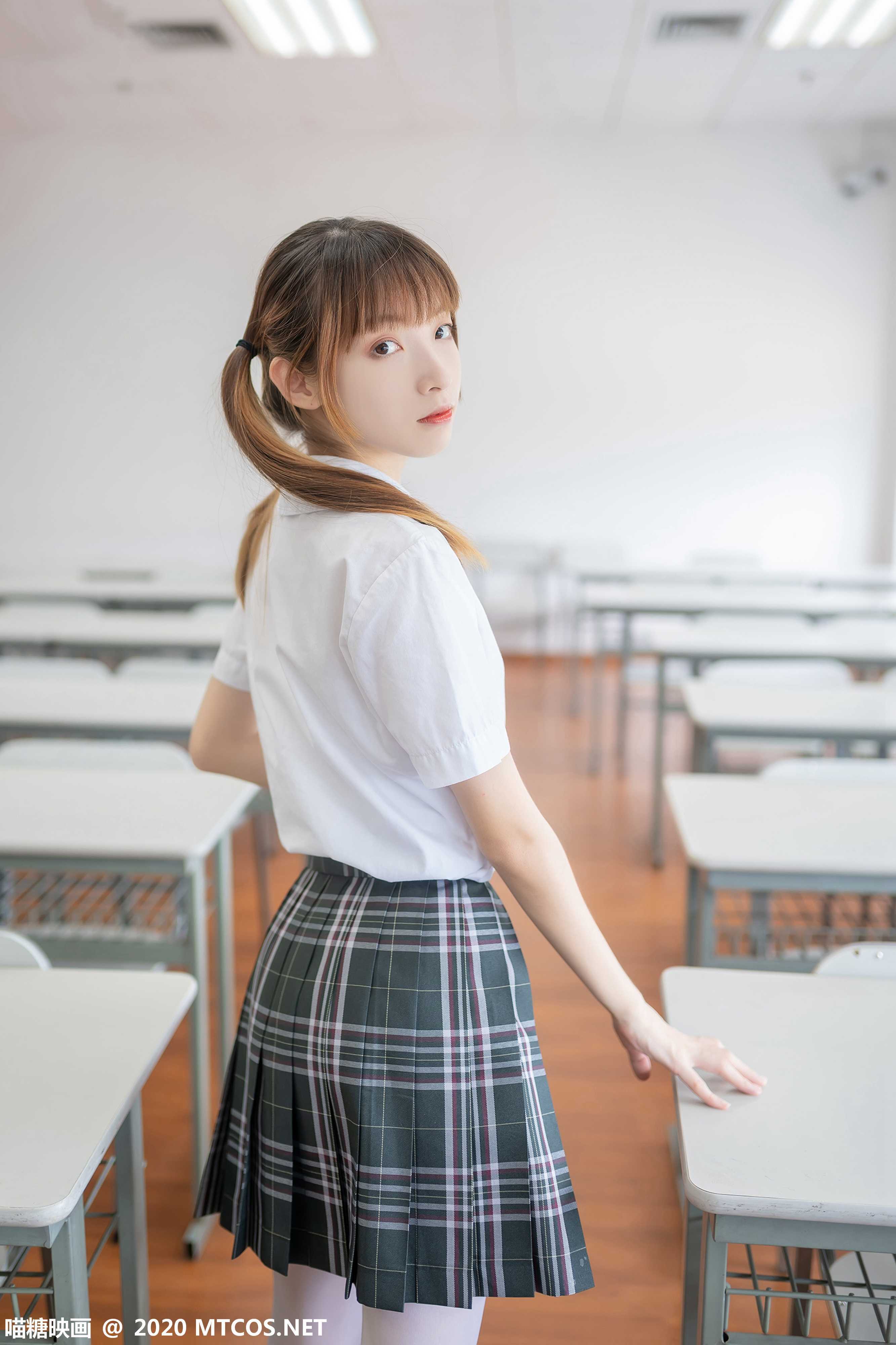 030.jpg