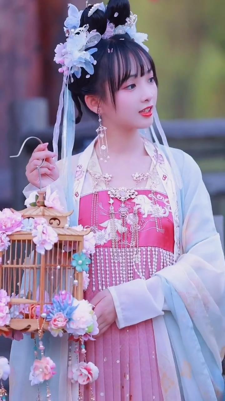 下载.mp4_20211118_001232953.jpg