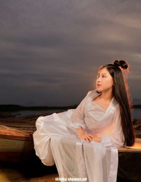 过江小龙女