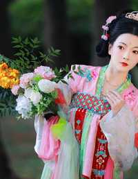 日暮春山 猫子子