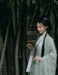 人间忽晚，山河以秋。 钻石