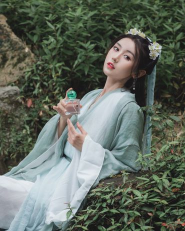 青绿森林的曼妙耳语