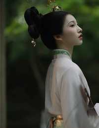 山中小憩 企鹅融融