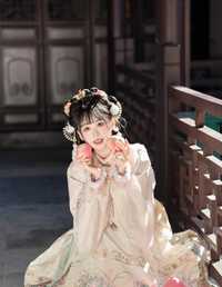 谁家小姐又跑出去玩了 湫一只岁岁