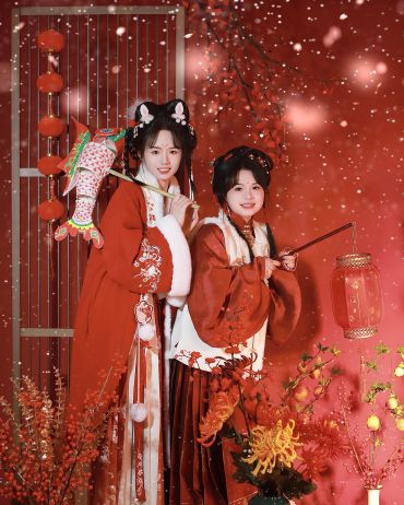 新年闺蜜汉服写真