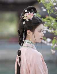 应是绿肥红瘦 绛朱