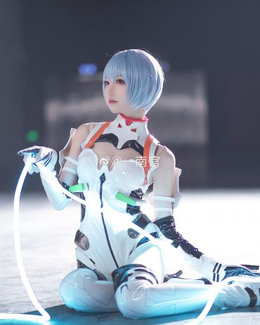 绫波丽