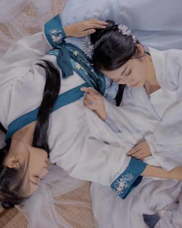 汉服（佳能90D+适马18-35 1.8）