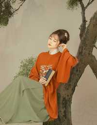 踏春游 娜宝