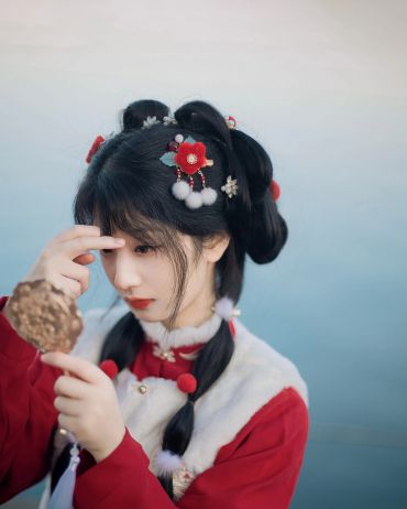 湖波蓝色春寥寥 | 国风配色的魅力