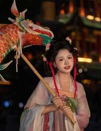 锦鲤-夜景 糯米小团子