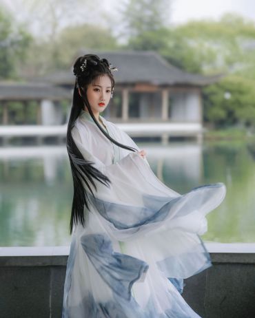 蒹葭苍苍