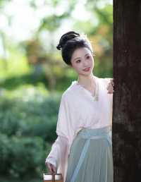 古典风韵，汉服美人，自然之美
