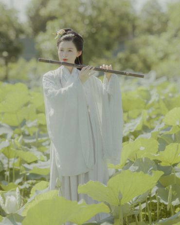秋风词