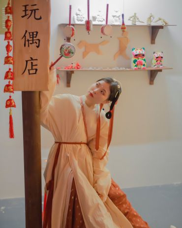 一夜鱼龙舞