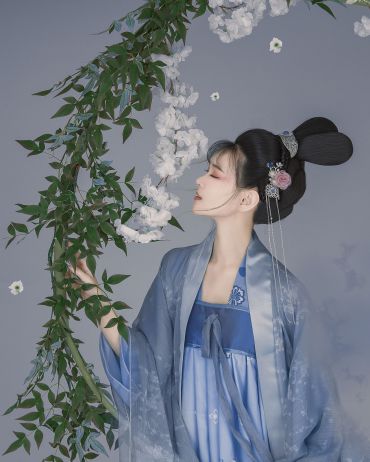 缕青丝