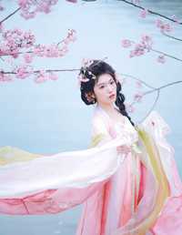 粉黛 梓榆喝点甜的呀