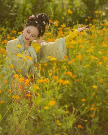 春醒 夏日氛围感汉服
