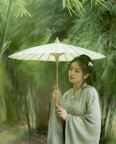 青天色等烟雨，而我在等你