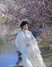 春天穿汉服去赏花呀