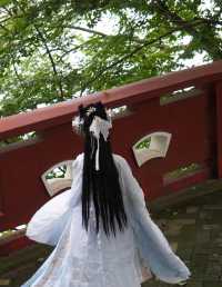 女儿继承了我的汉服