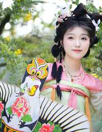 合欢花开 梓榆喝点甜的呀