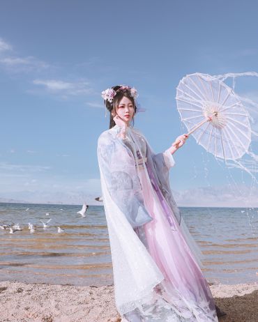 带着汉服去旅拍————青海小柴旦湖