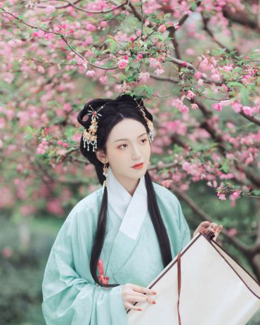 海棠依旧