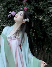 蔓蔓青萝 二两风月