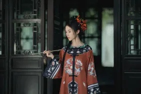 清汉女 颖子