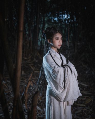 汉服《竹·清疏客》