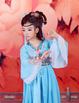 蓝倩