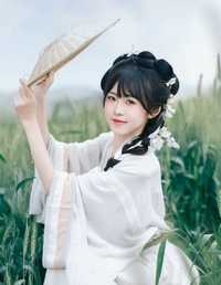 春天的麦田是一片绿色的海