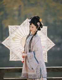 在这个叶子如雪落的季节 Yimi