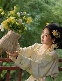 踏青去也～ 玉彤