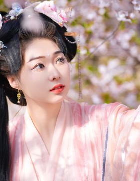 春花烂漫