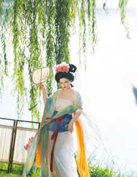 仿白伯骅仕女图