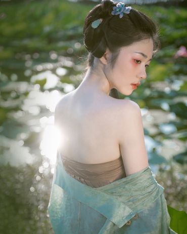 荷花仙子