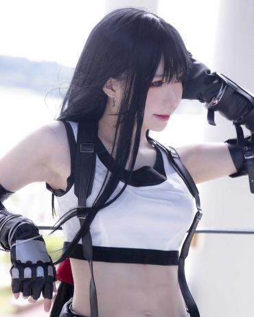Sally Dorasnow - NO.28 Tifa