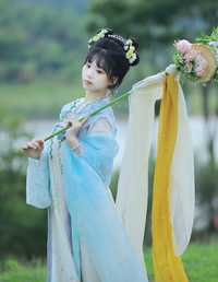 杨柳烟 周周Ay